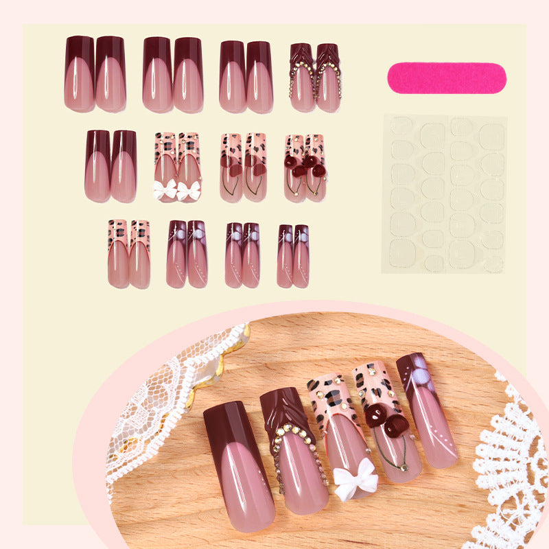 Artistic Press-On Nail Set with Decorative Accents kalsten