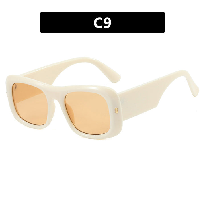 Women's square sunglasses with reflective protective lenses and modern frame construction Kalsten