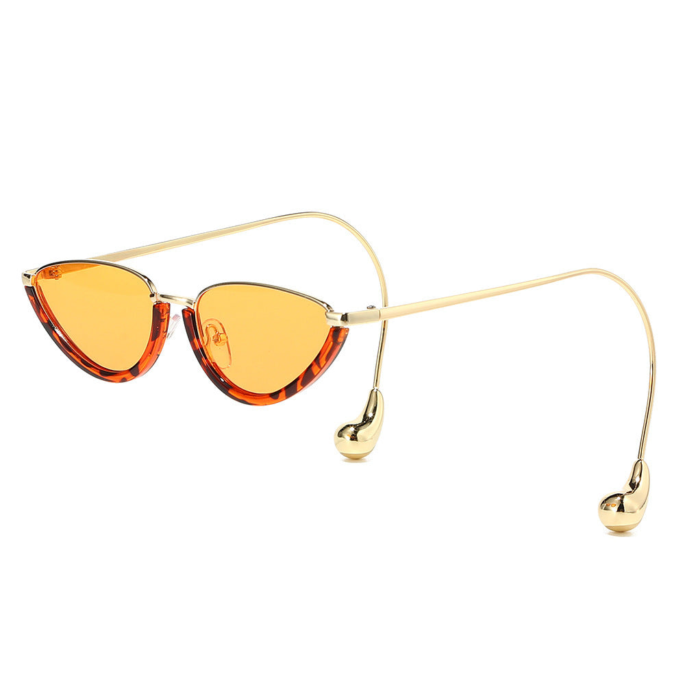 Ultra-Modern Spectacular Cat-Eye Sunglasses Kalsten