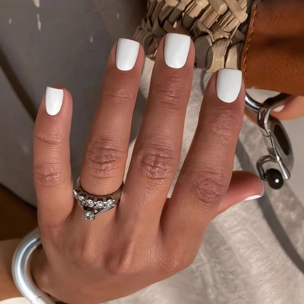 Acrylic nail set with elegant high-gloss finish and easy-care surface Kalsten