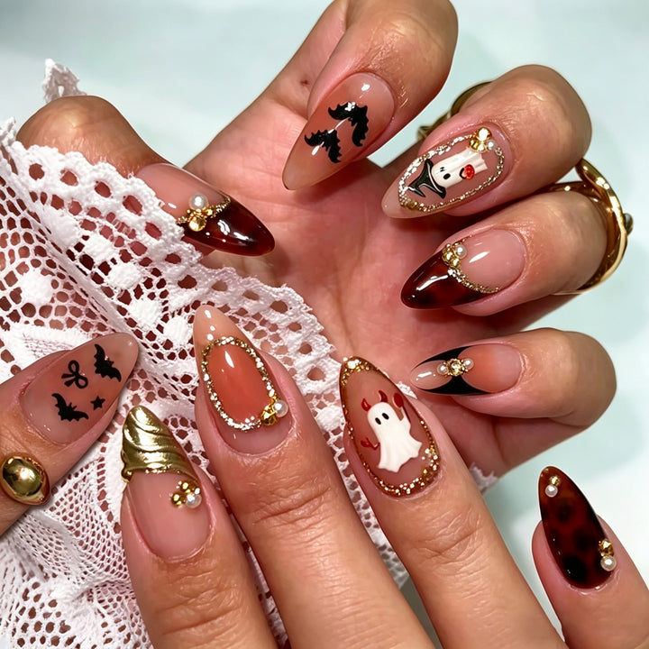 Halloween-Themed Press-On Nail Art Set with Artistic Designs