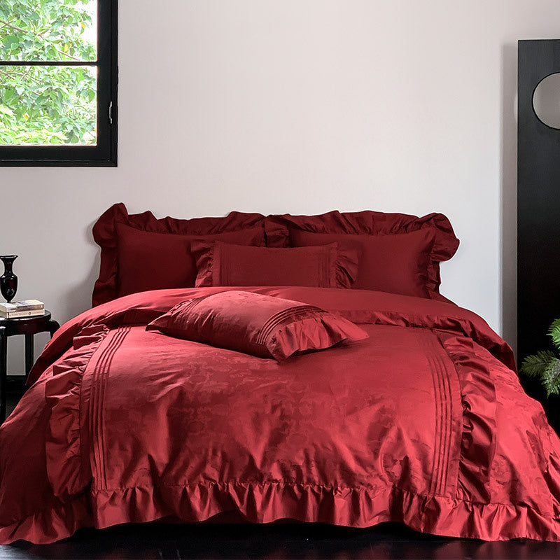 Luxury ruffled bedding set made of cotton satin with fine jacquard texture and concealed closure