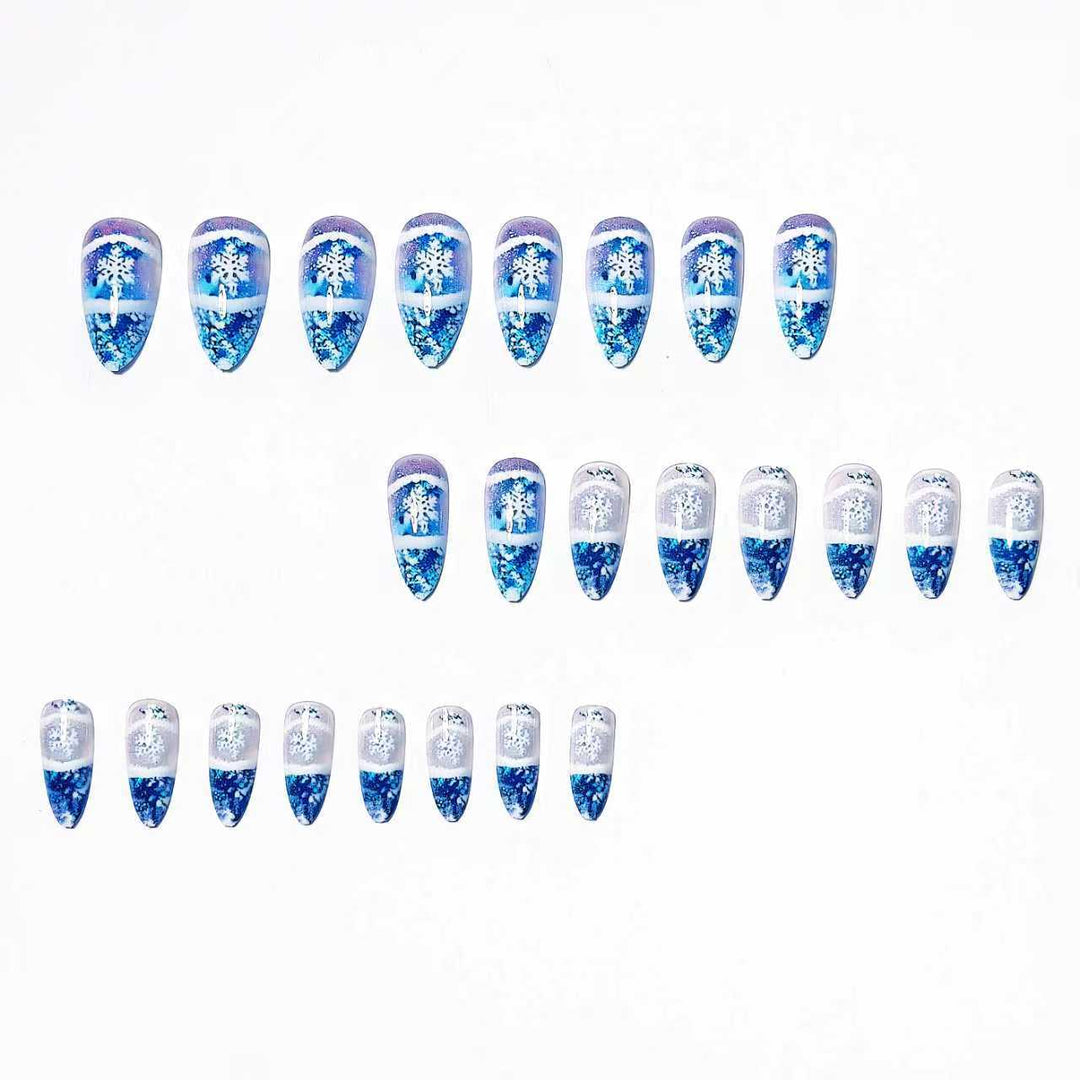 Glamorous artificial nails in winter snow crystal design Kalsten