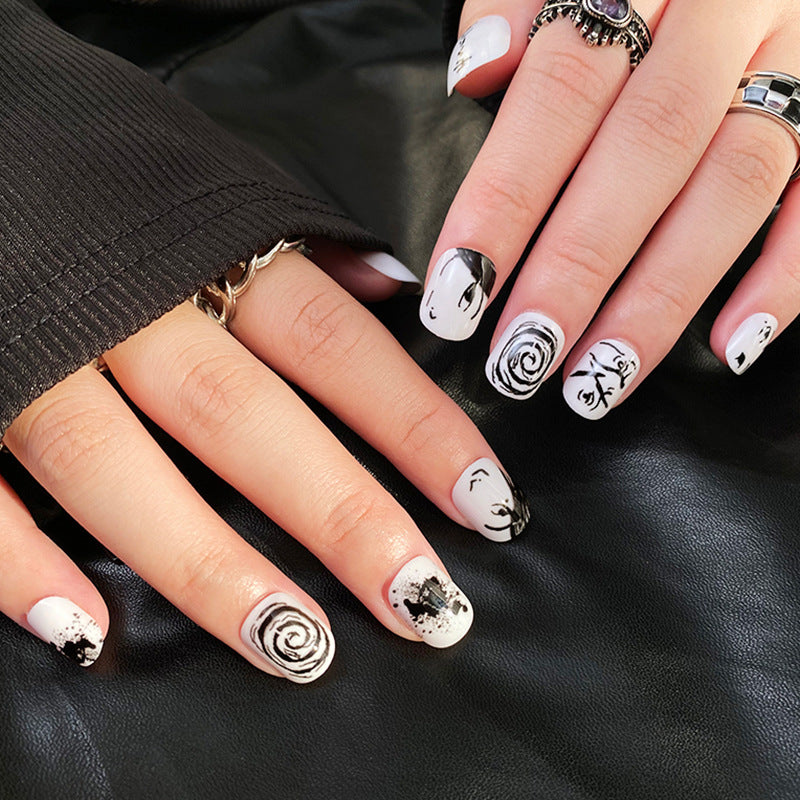 Creative Nail Art with Art Motif Kalsten