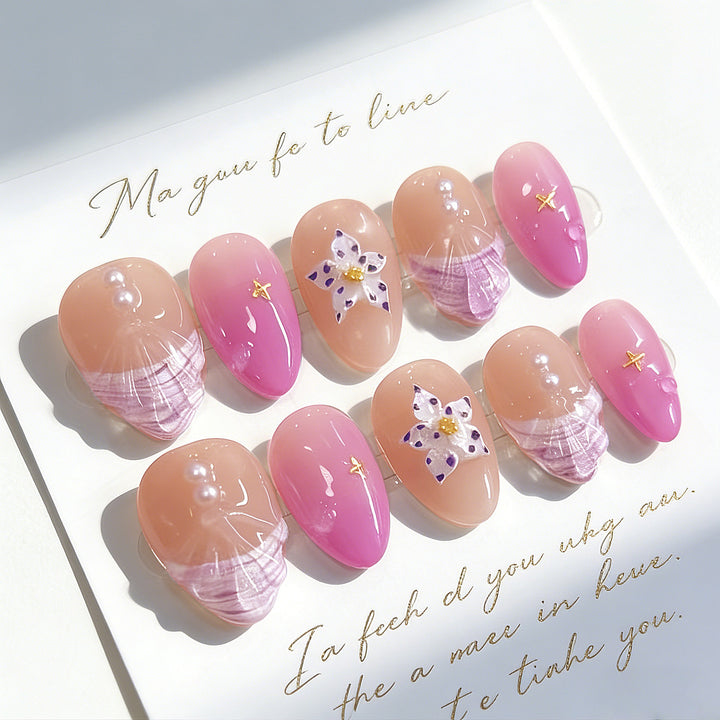 Artistic Press-On Nail Set with Star and Shell Accents Kalsten