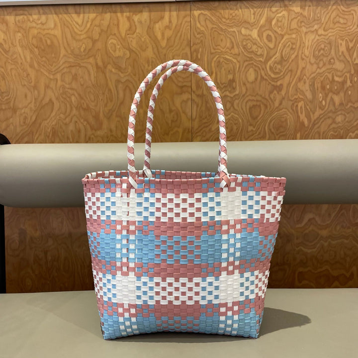 Handwoven leisure bag in modern design Kalsten