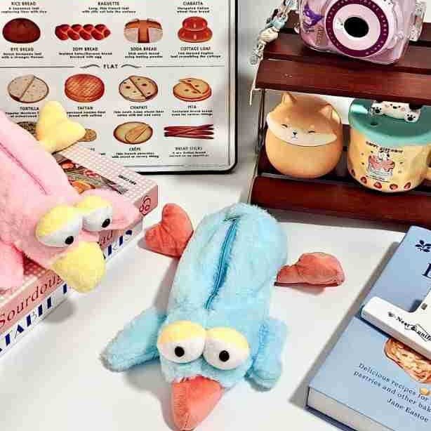 Plush Animal-Themed Zippered Storage Pouch