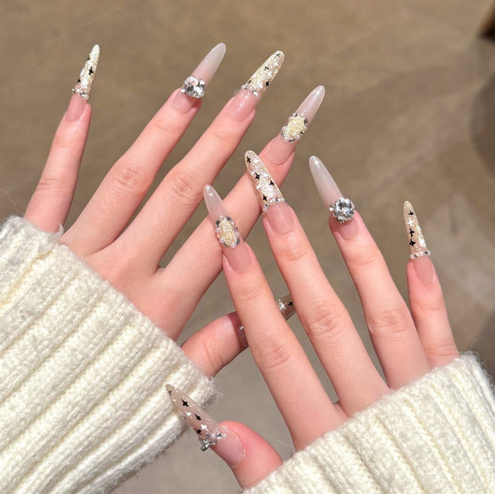 Artistic Premium Detailed Press-On Nail Art Kalsten