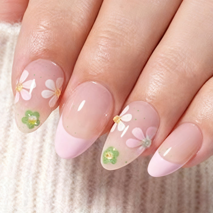 Artistic Floral-Embellished Press-On Nail Set Kalsten