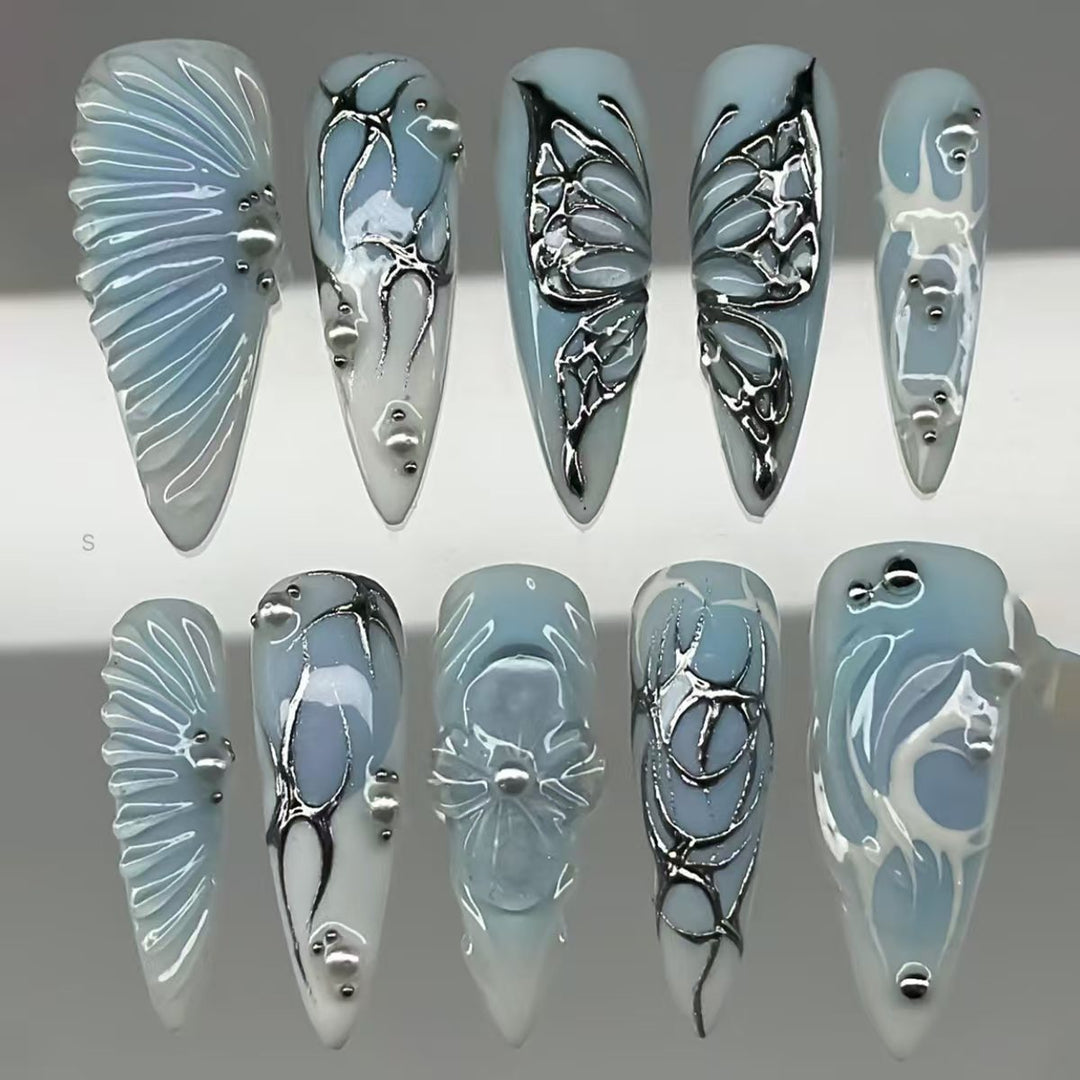 Artistic Floral and Metallic Press-On Nails Kalsten