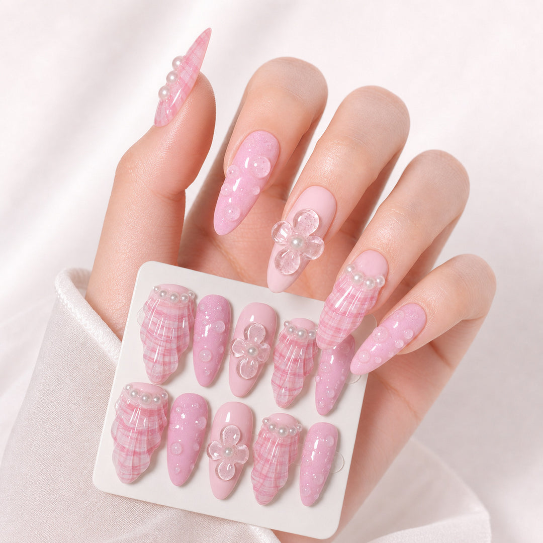 Decorative Press-On Nail Set with Floral Accents Kalsten