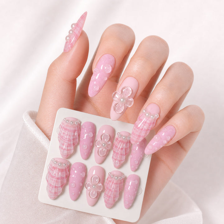 Decorative Press-On Nail Set with Floral Accents Kalsten