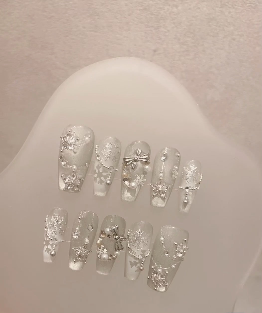 Frosted Decorative Design Press-On Nail Set