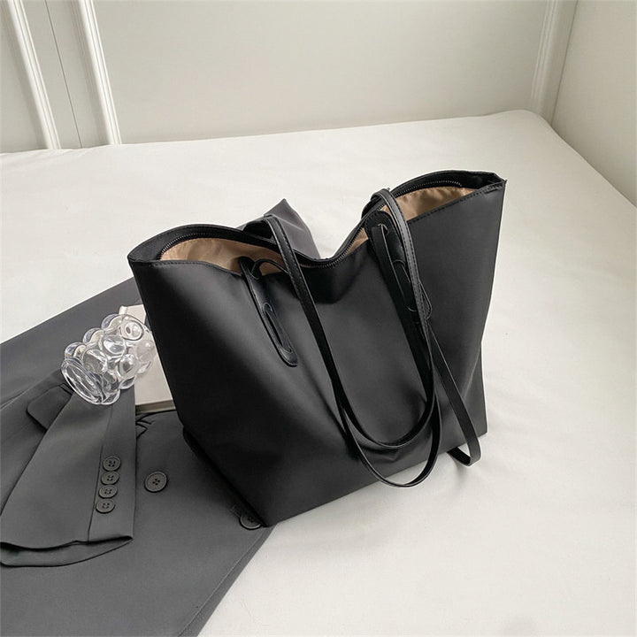 Sleek Minimalist Tote Bag Kalsten