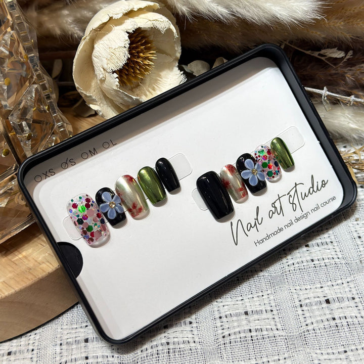 Artistic Floral-Inspired Press-On Nail Set Kalsten