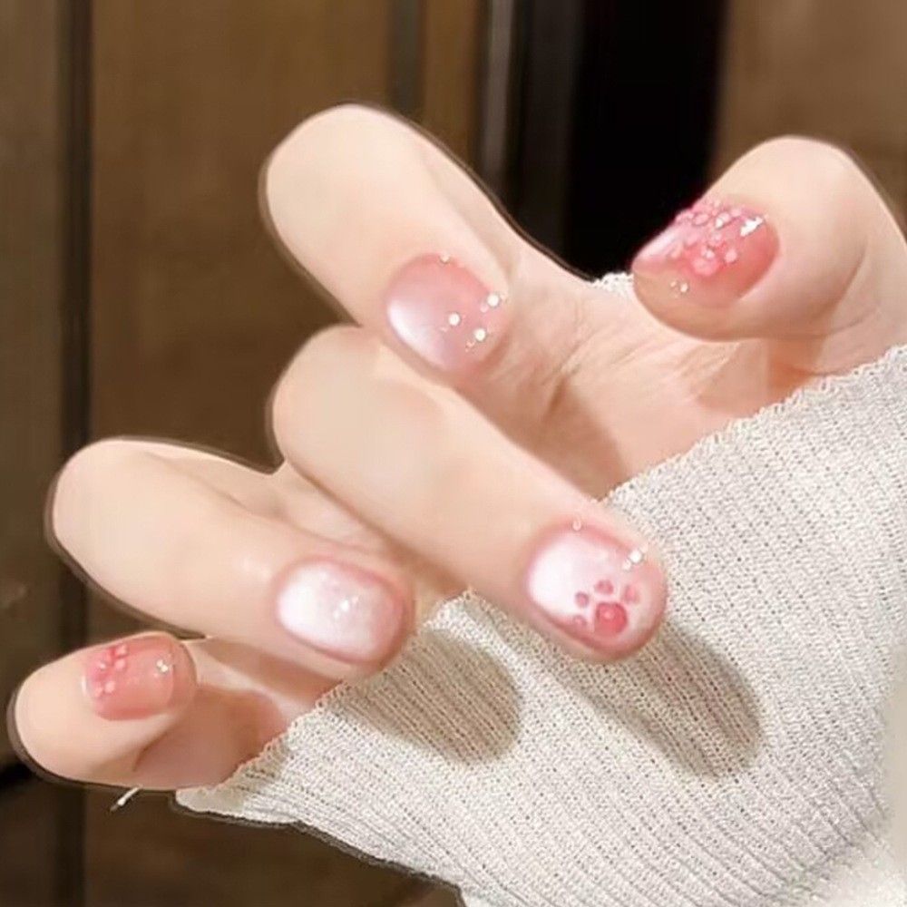Artificial nails with elegant ombre finish Kalsten
