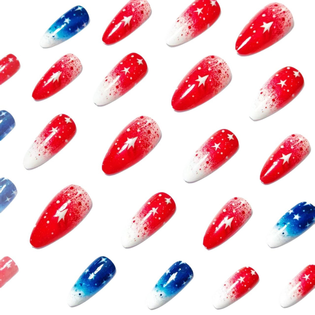 Artificial nails in creative star design Kalsten