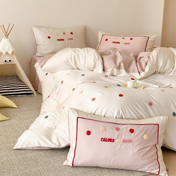 Bedding set with embroidered polka dots made of cotton satin, reversible duvet cover & decorative pillow