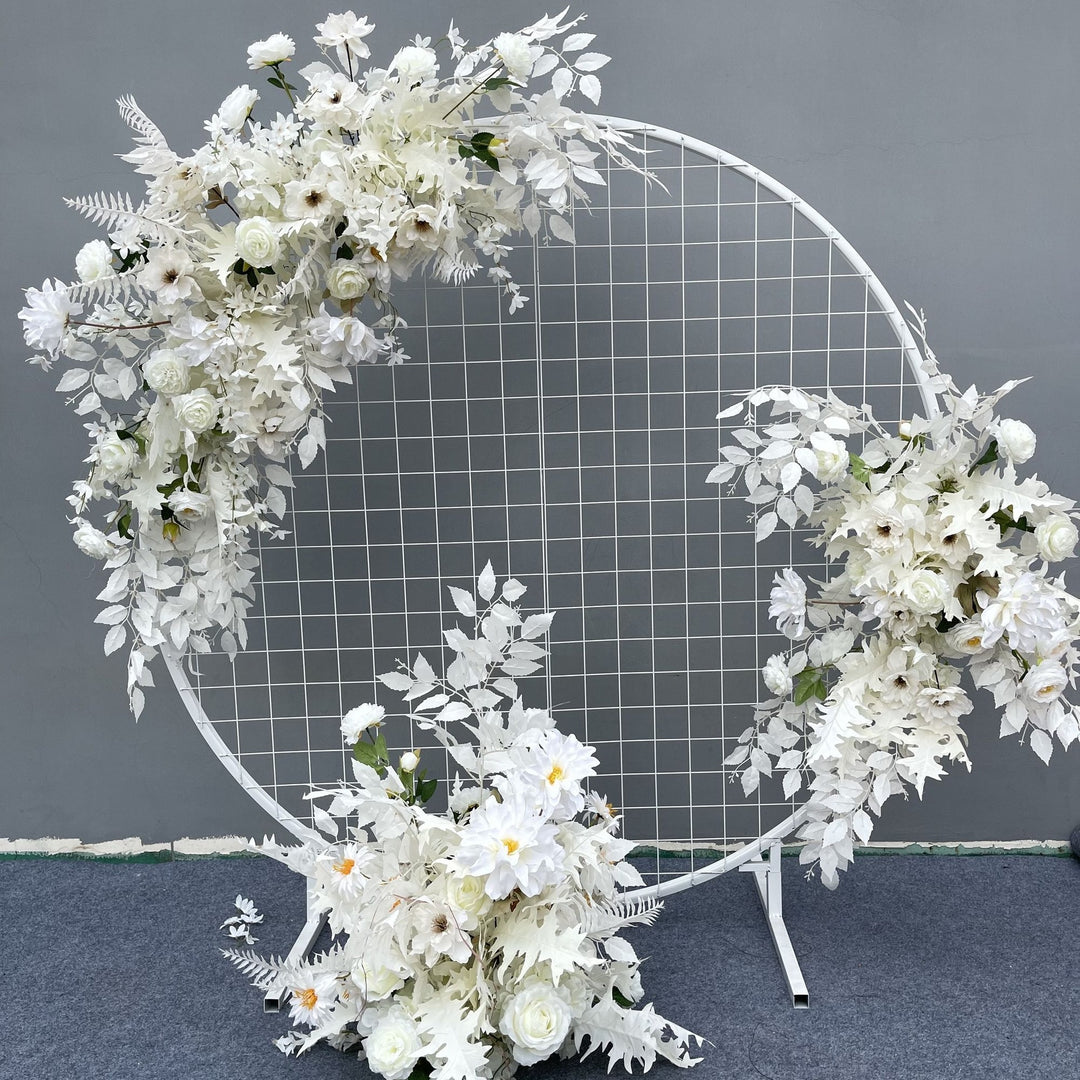 Autumn-Themed Decorative Floral Garland