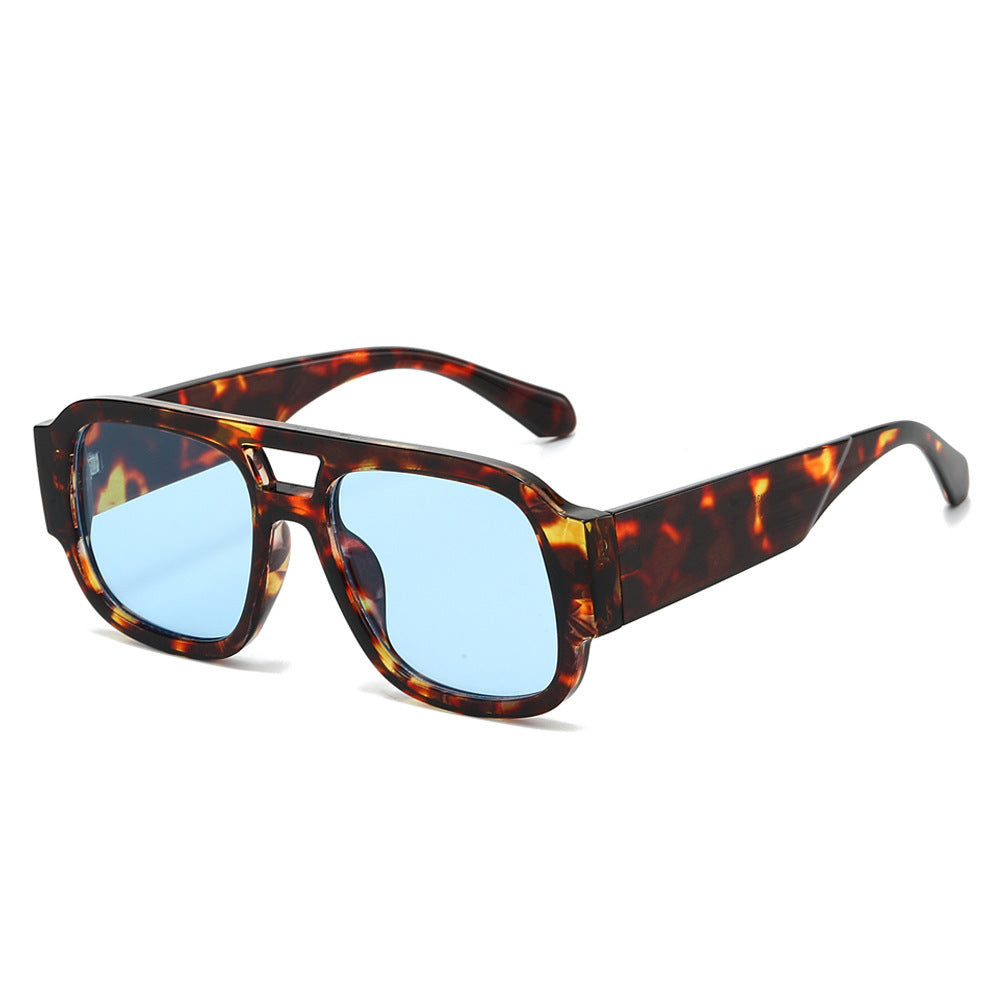 Fashionable Retro-Inspired Square Sunglasses Kalsten