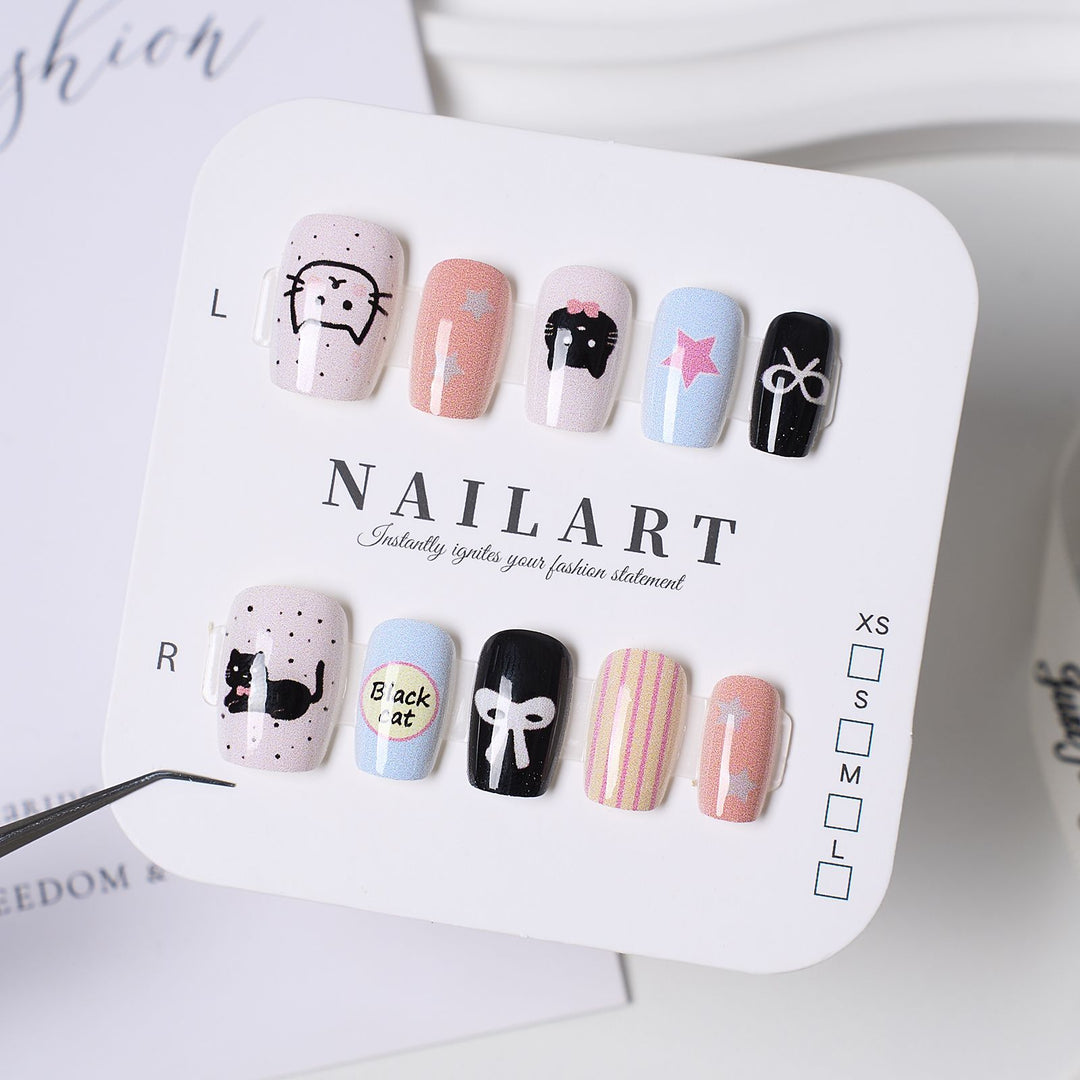 Cute Bear-Themed Press-On Nail Set Kalsten
