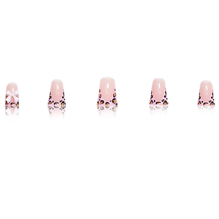 Animal Print Bow-Accented Press-On Nail Art Kalsten