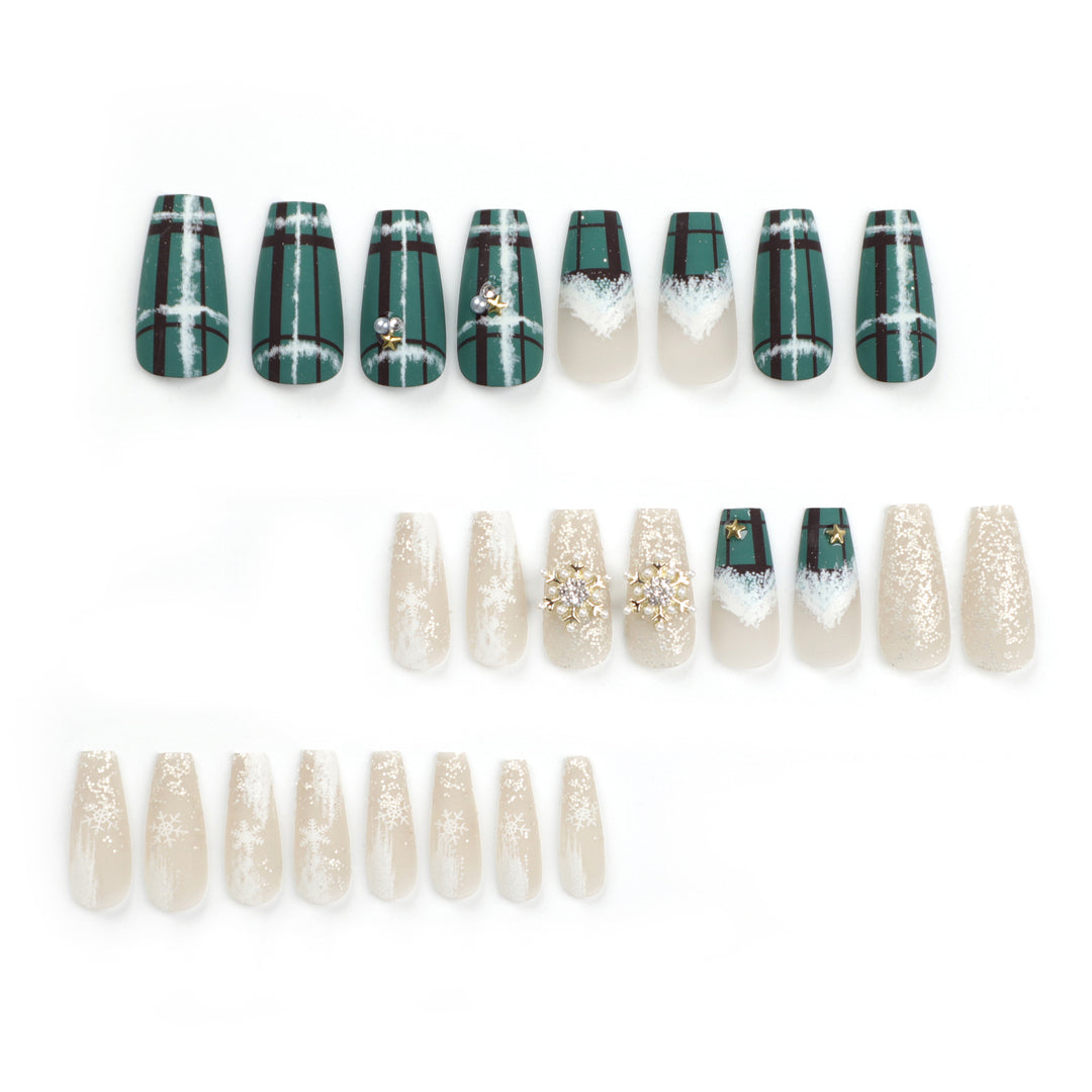 Artistic Nail Extensions with Festive Christmas Design Kalsten