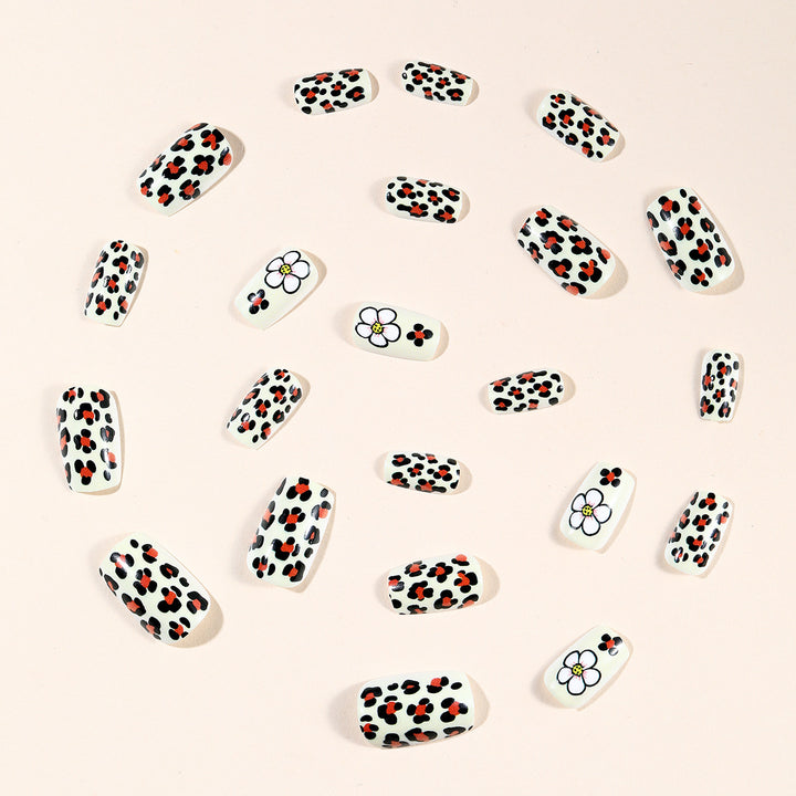 Stylish Leopard Print Acrylic Nail Art Extensions Kalsten