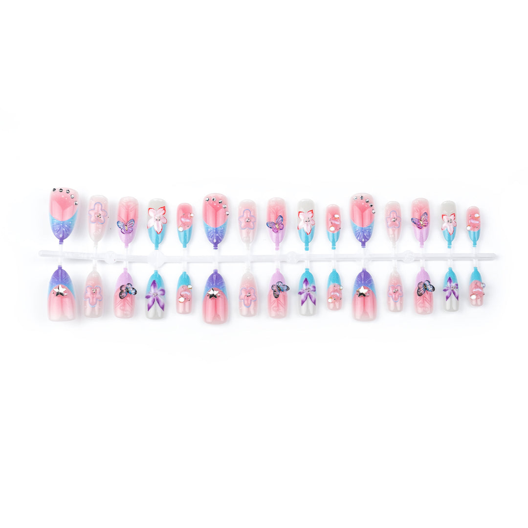 Artificial nail set with floral and butterfly decorations Kalsten