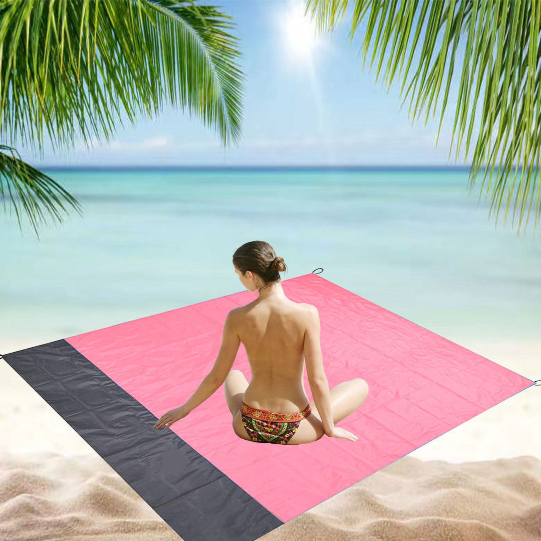 WoSpacious Outdoor Beach Blanket Kalsten