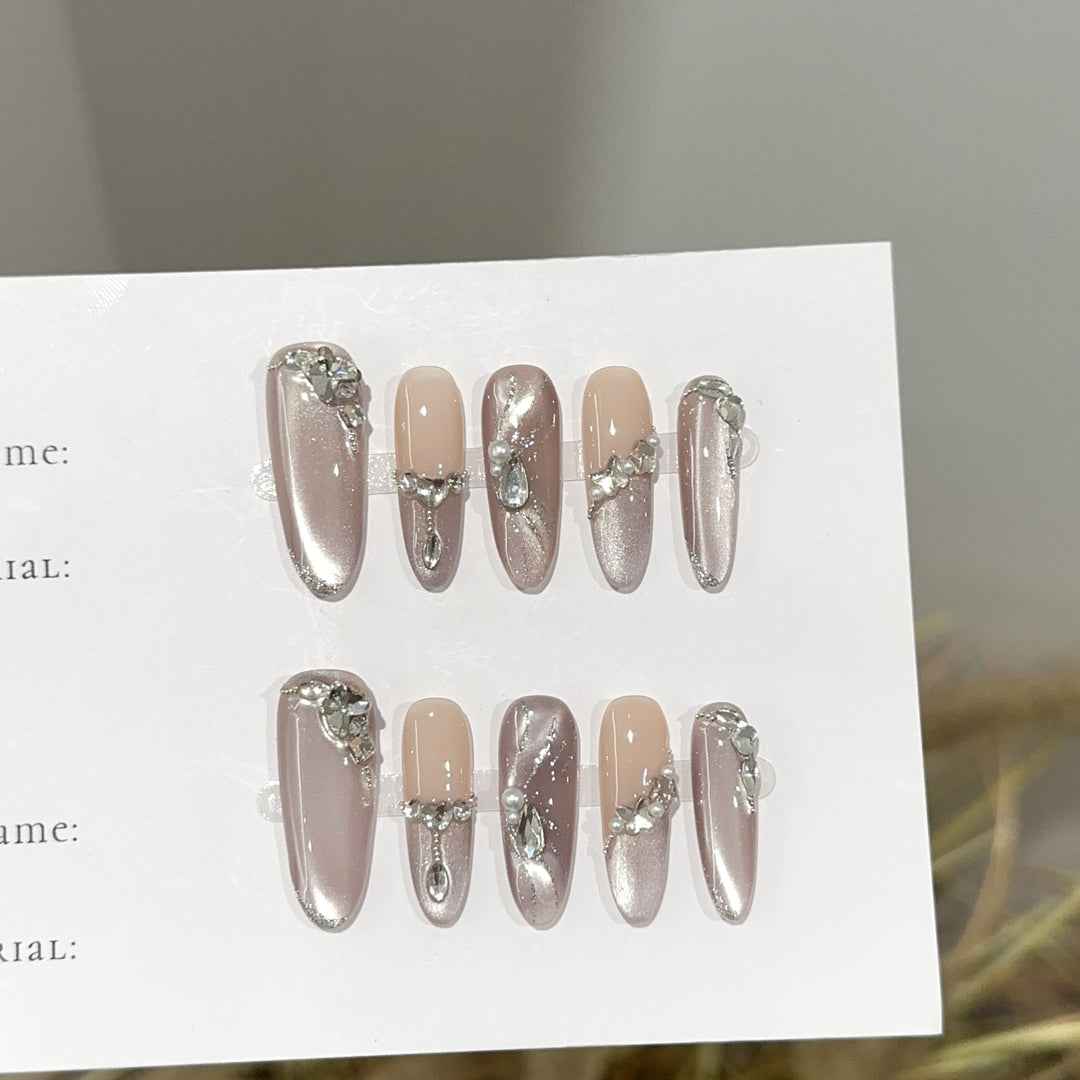 Luxury Press-On Nail Art Set with Decorative Accents