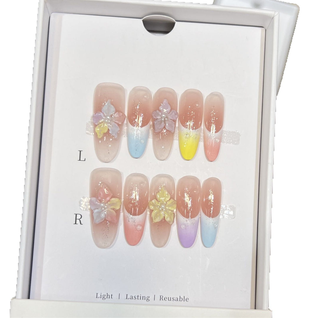 Floral-Inspired Artistic Press-On Nail Set Kalsten