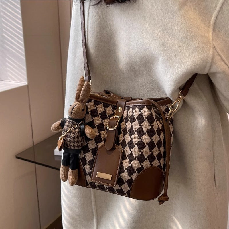 Stylish Checkered Bucket Bag Kalsten