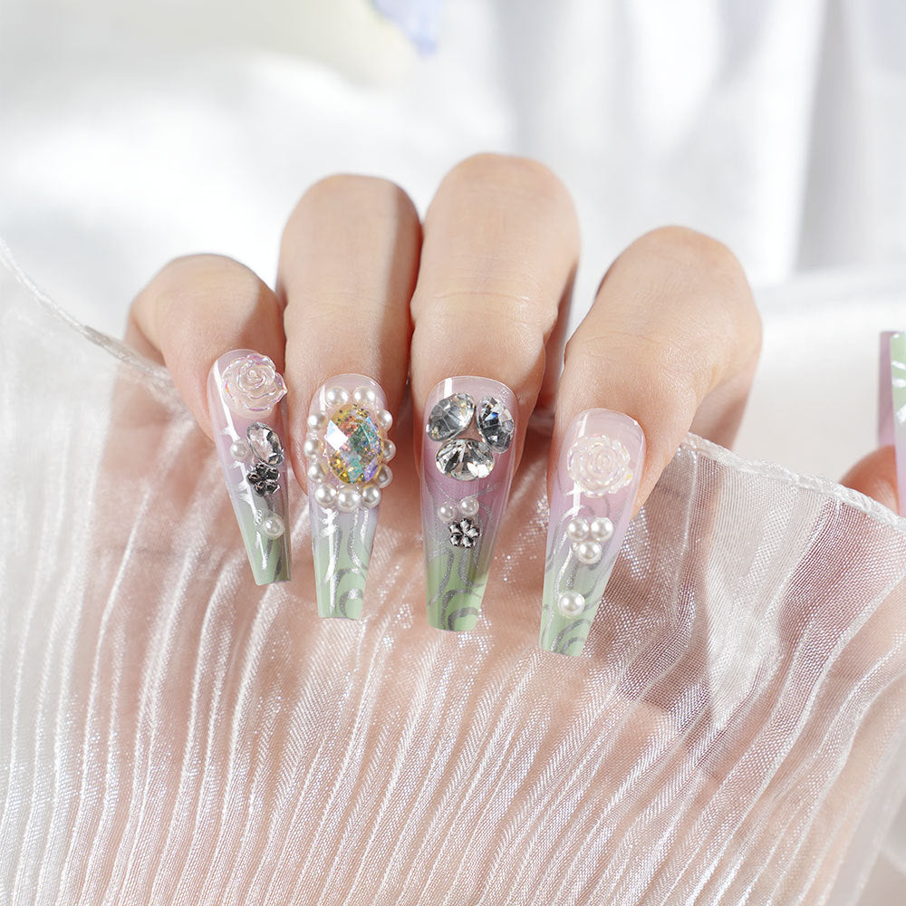 Premium Decorative Press-On Nail Art Set Kalsten