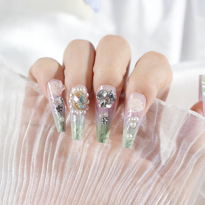 Premium Decorative Press-On Nail Art Set Kalsten