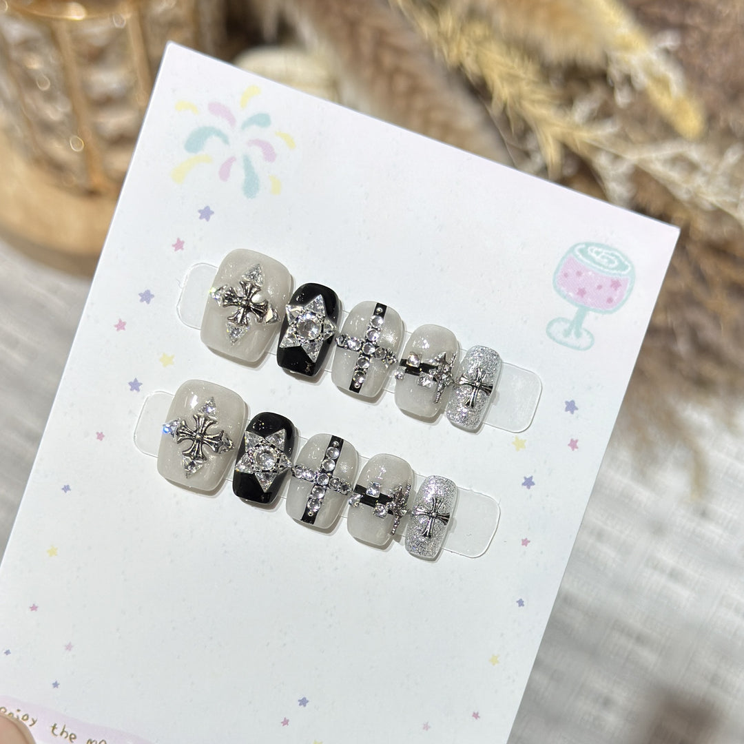 Artistic Press-On Nail Art Set with Gemstone Accents Kalsten