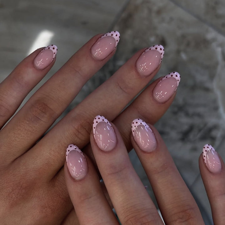 Glamorous stiletto nails with elegant star design Kalsten
