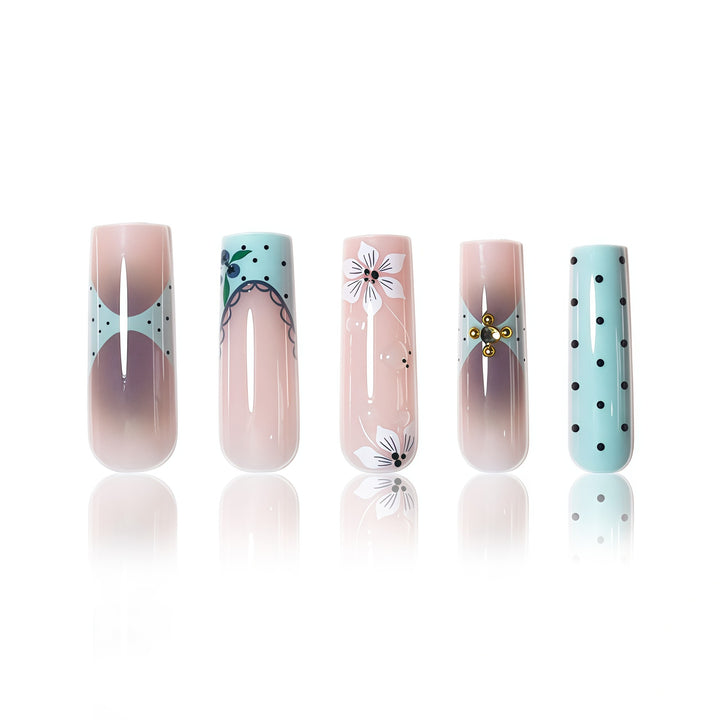 Artistic Floral Nail Design Kalsten