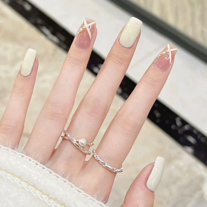 Acrylic nail set with elegant and playful design Kalsten