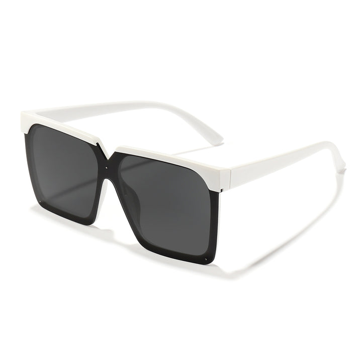Women extravagantly designed sunglasses Kalsten