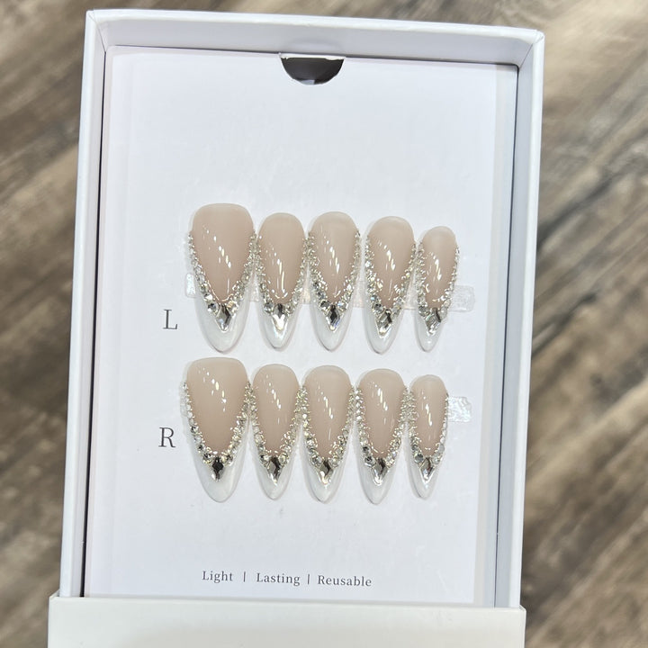 Reusable Press-On Nail Set Kalsten