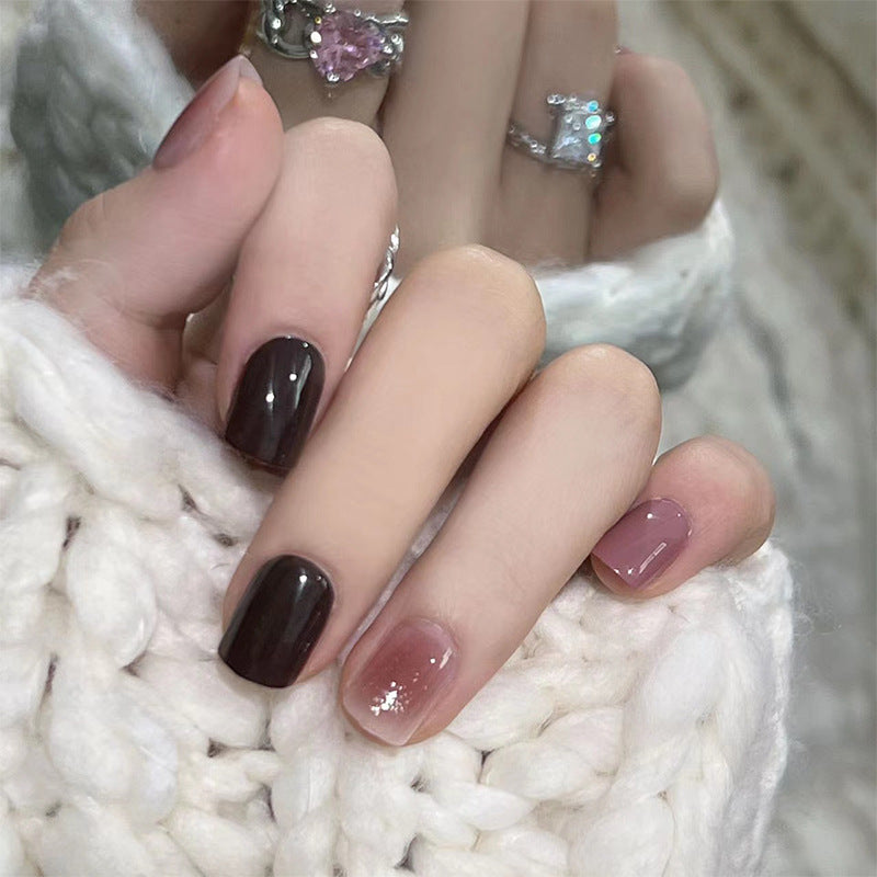 Elegant Nail Art with Glitter and Ombre Effect Kalsten