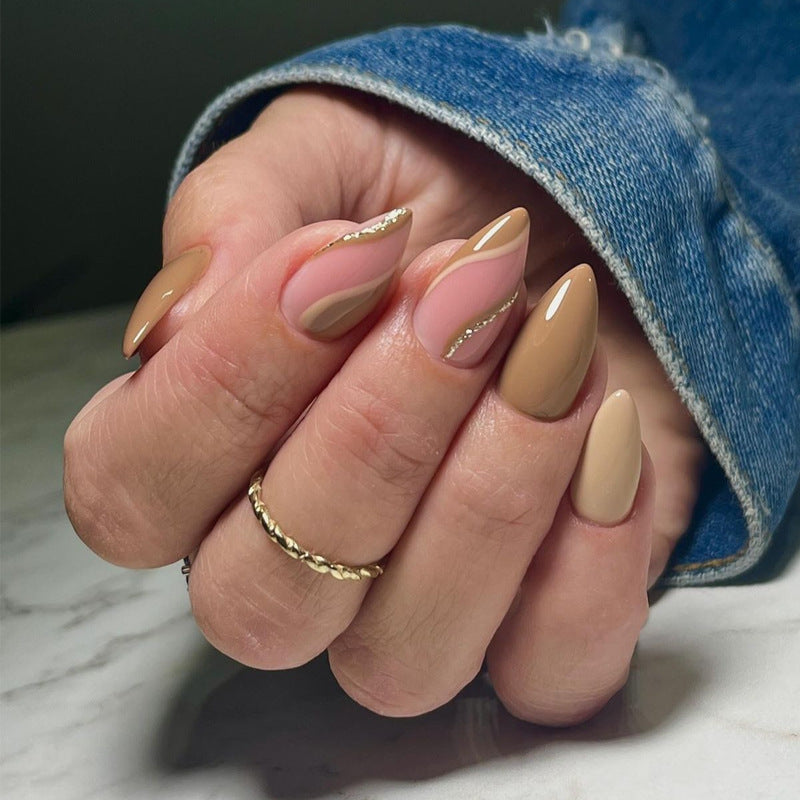 Artistic Almond-Shaped Press-On Nails with Elegant Gold Accents Kalsten