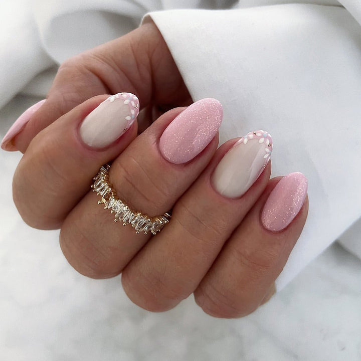 Glamorous artificial nails Kalsten
