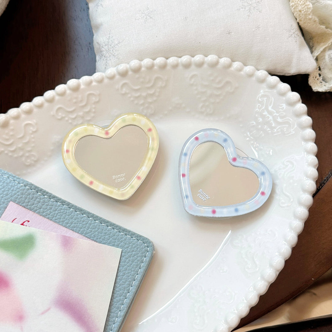 Hand mirror in heart-shaped design Kalsten