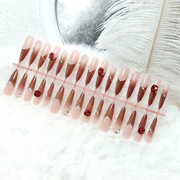 Artificial nails with luxurious 3D decorations and glamorous accents Kalsten