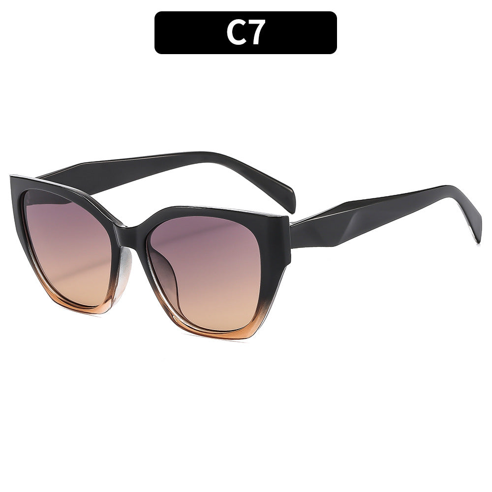 Fashionable Oversized Cat-Eye Sunglasses
