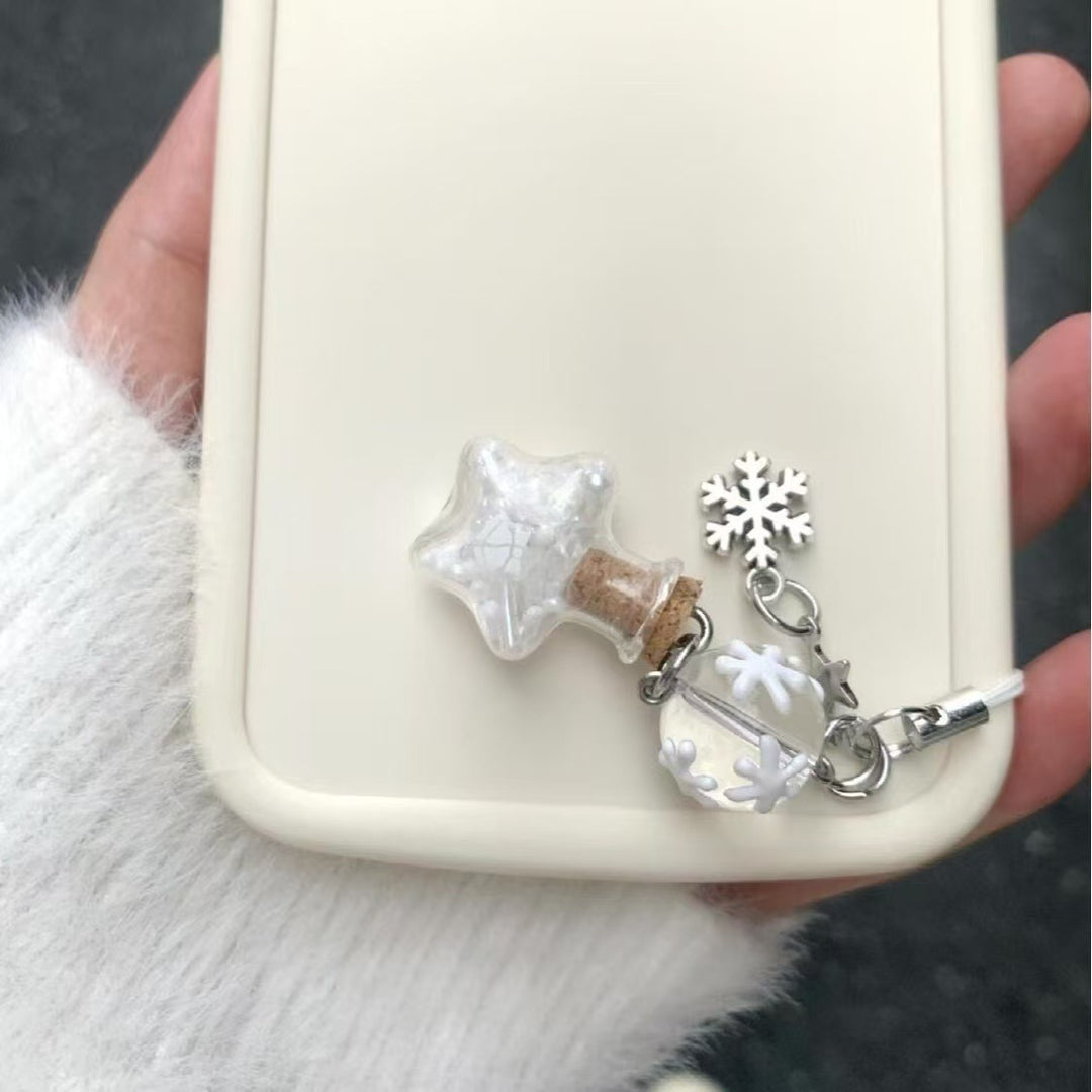 Decorative Snowflake Charm Keychain Kalsten