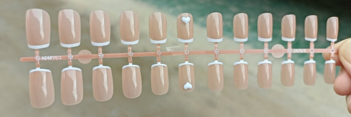 Artful Nail Art with Cute Bunny Pattern Cold Kalsten