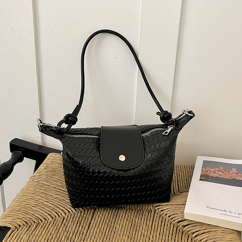 Woven Handheld Bucket Bag